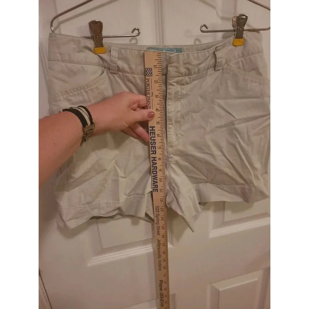Eddie Bauer Khaki shorts 10